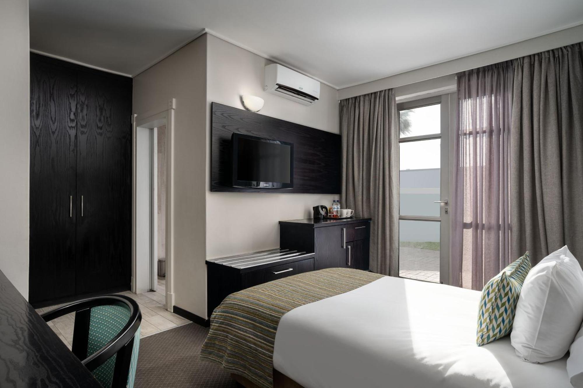 Protea Hotel By Marriott Walvis Bay Indongo Eksteriør bilde