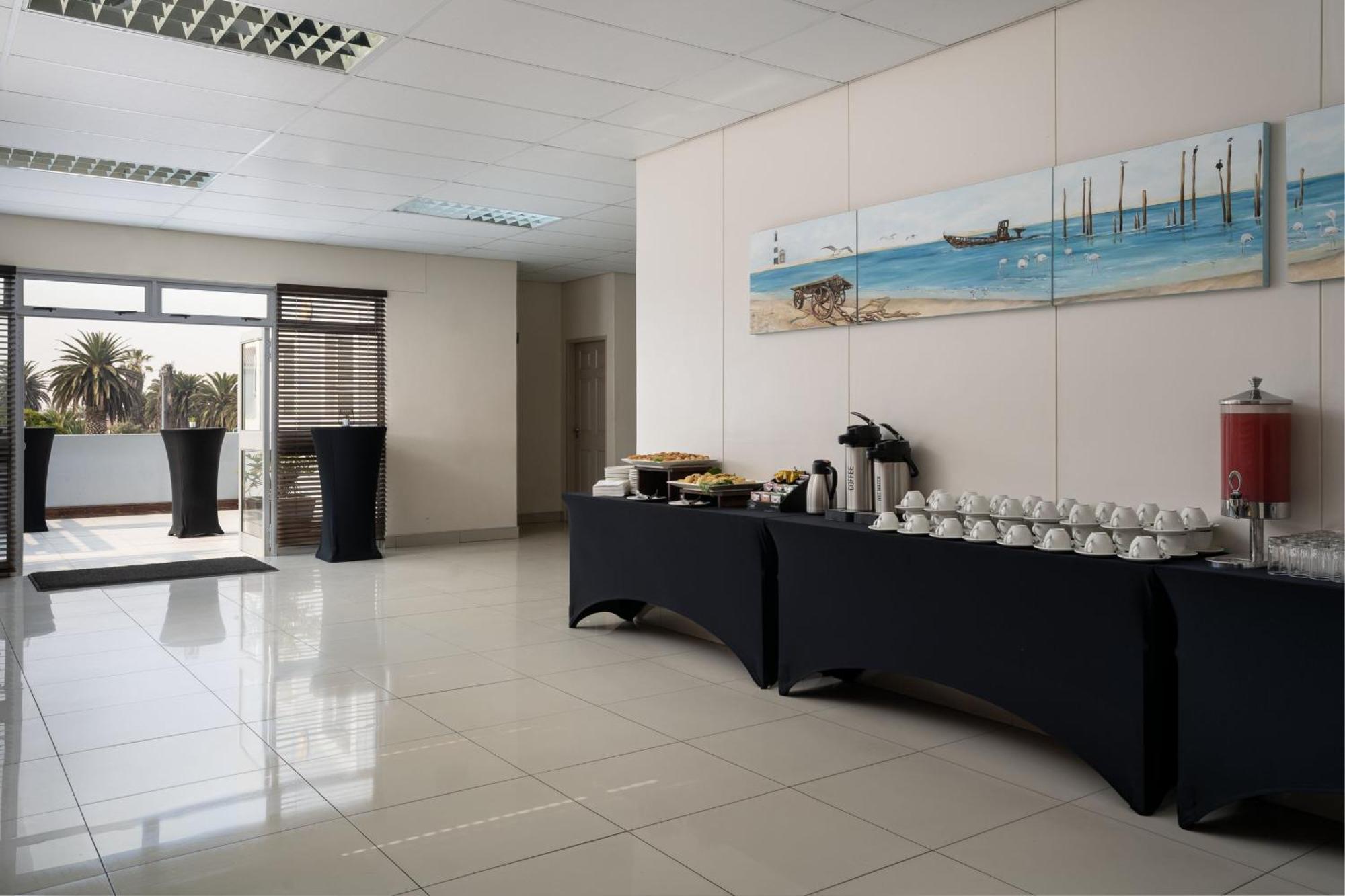 Protea Hotel By Marriott Walvis Bay Indongo Eksteriør bilde